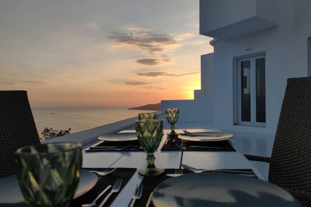 Eolia Luxury Suites Andros Batsíon Exteriör bild