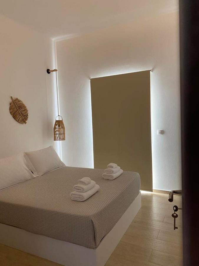 Eolia Luxury Suites Andros Batsíon Exteriör bild